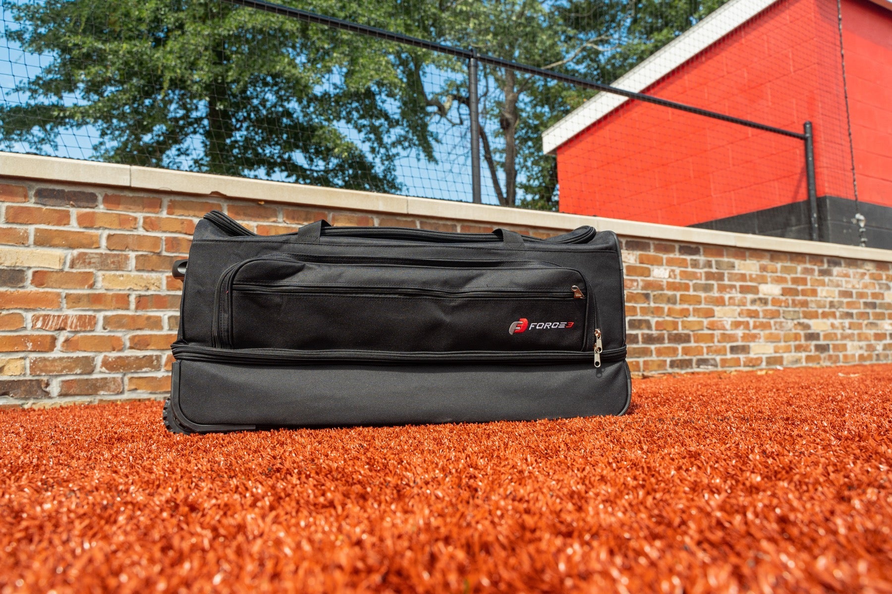 FORCE3 Ultimate Equipment Bag Weekender with Wheels