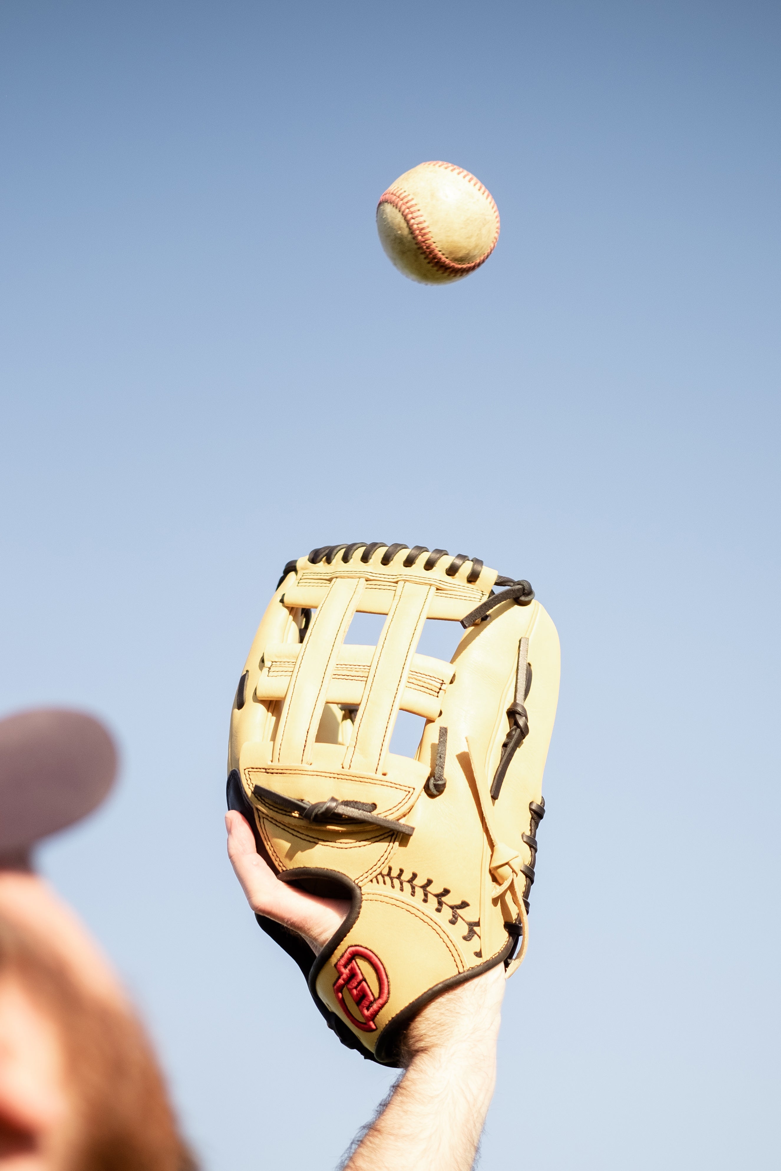 FORCE3 ELITE Series O1275 Outfielder's Glove - Tan