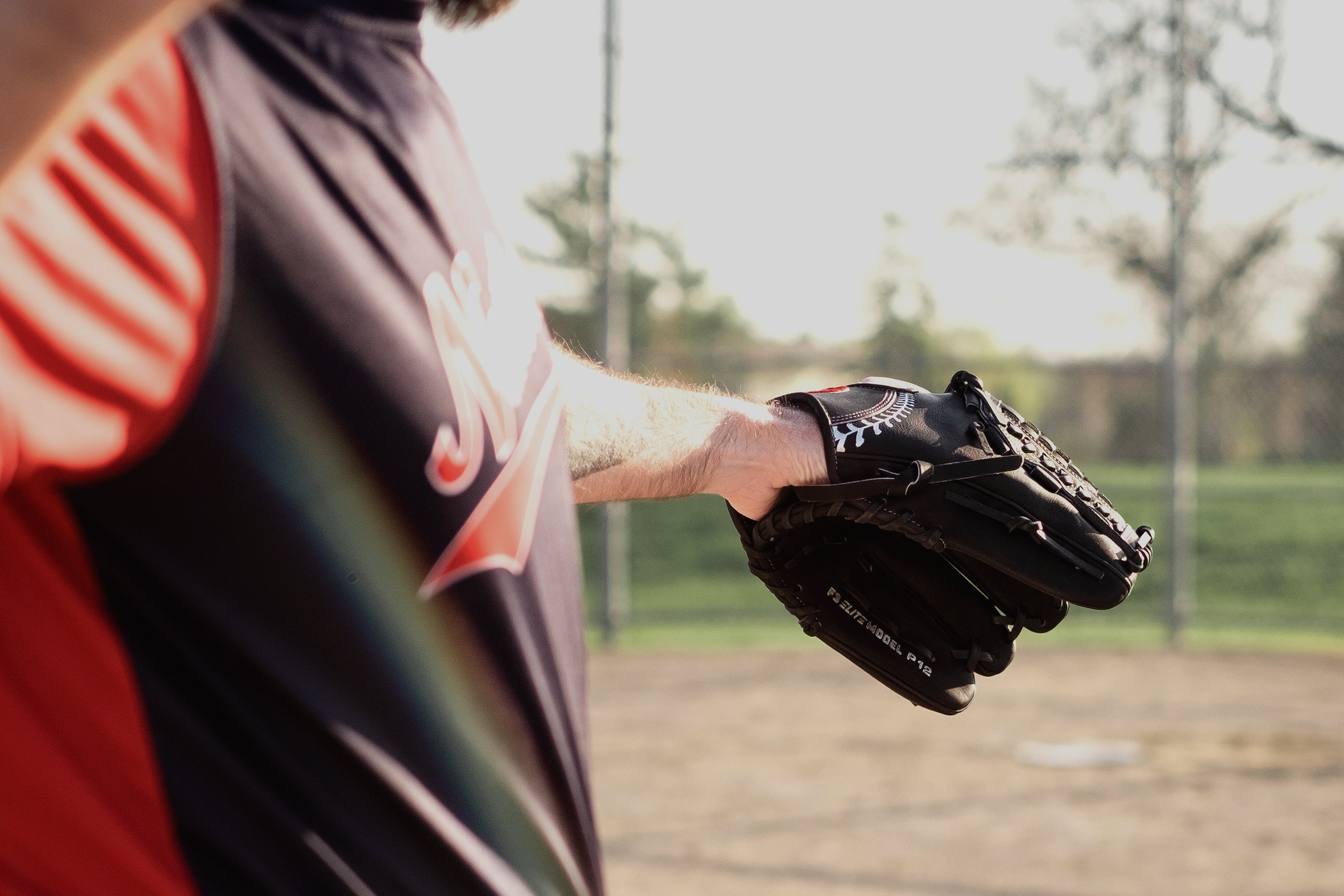 FORCE3 ELITE Series P12 Pitcher's Glove - Black